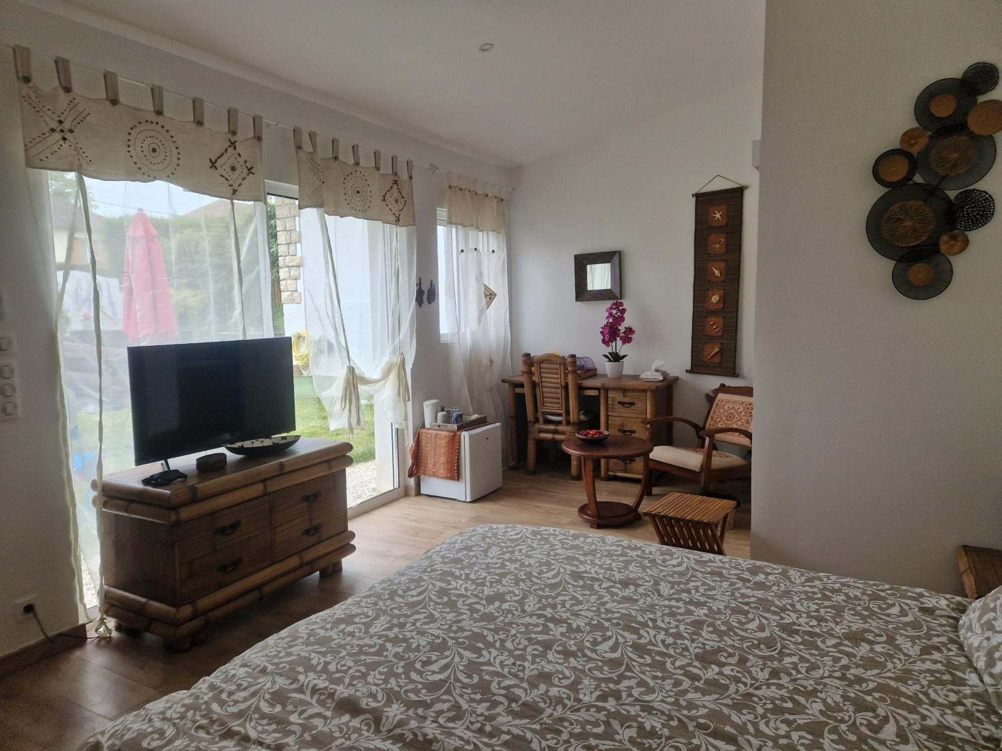 La Serenite Balinaise, Chambre Et Sdb Privee, Jardin , Piscine Et Jacuzzi En Saison, Pres De Chantilly, Parc Asterix Et Cdg Et Paris En 20' Orry-La-Ville Zewnętrze zdjęcie